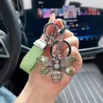 Sparkling Bee Design Keyring - GREEN